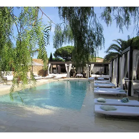 ホテル Muse Saint Tropez - Small Luxury Of The World 5*